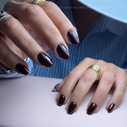 NB Nail | Studio & Academy | Salón de Manicura y Uñas en Gijón / 