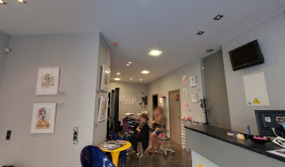 Handicap peluqueria+arte | Peluquería en Málaga / Málaga