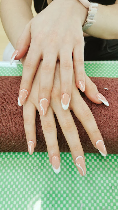 Mininals | Salón de Uñas y Manicura en Bilbao