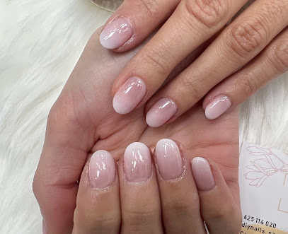 DIY Nails | Salón de Manicura y Uñas en Barcelona / 