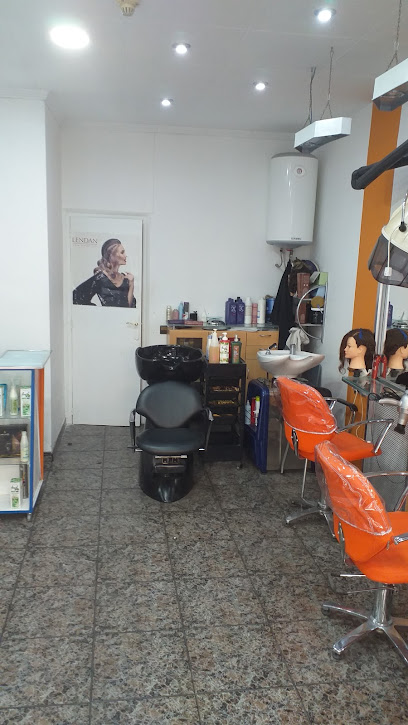 Peluquería + imagen MYRIAM | Peluquería en Montcada i Reixac / Barcelona