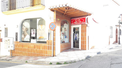 Daniel Manrique | Peluqueria en La Zubia / Granada