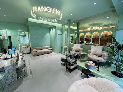 Tranquilo Lab | Salón de Manicura y Uñas en Madrid / 