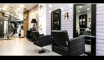 Karlos Costa Estilistas - Embajadores | Peluquería en Madrid / Madrid