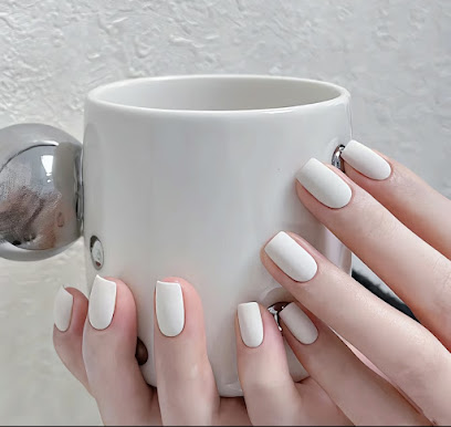 L NAIL STUDIO | Salón de Manicura y Uñas en Barcelona / 
