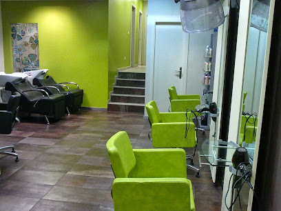 Cosmos Estilistas | Peluqueria en Burgos / Burgos