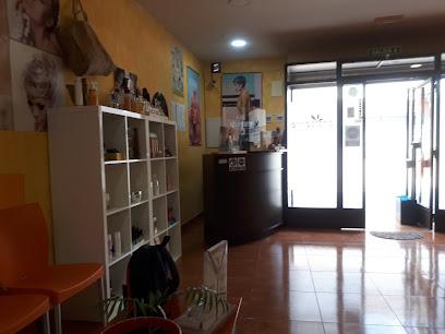 ANA TORRE PELUQUEROS | Peluqueria en Serranillos del Valle / Madrid