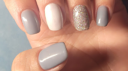 100Coloresparati | Salón de Uñas y Manicura en Majadahonda