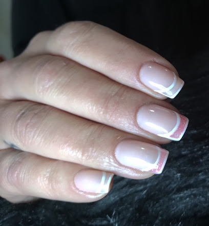Maddy Uñas | Salón de Uñas y Manicura en Alcobendas