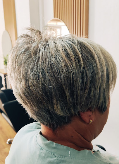 T&M Peluquería | Peluqueria en Cdad. Rodrigo / Salamanca