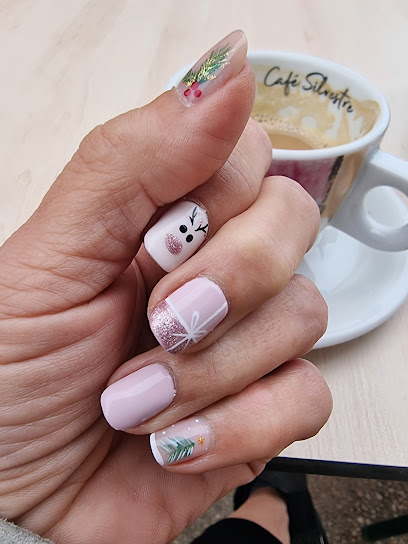 Meraki Nails | Salón de Uñas y Manicura en Silla