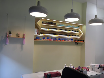 Na·Na Uñas | Salón de Manicura y Uñas en Madrid / 
