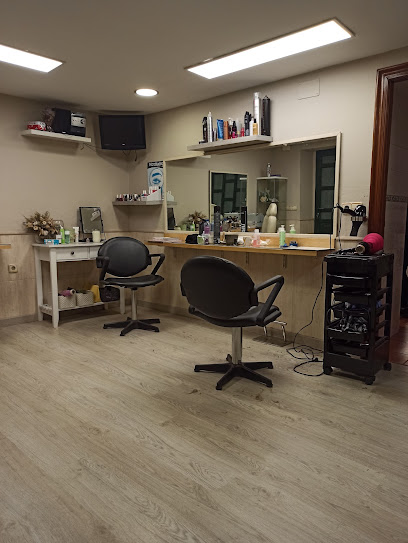 PELUQUERIA MARIA REGUEIRO | Peluqueria en O Xestal / La Coruña