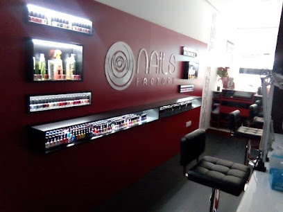 Nails Factory | Salón de Manicura y Uñas en Vitoria-Gasteiz / 