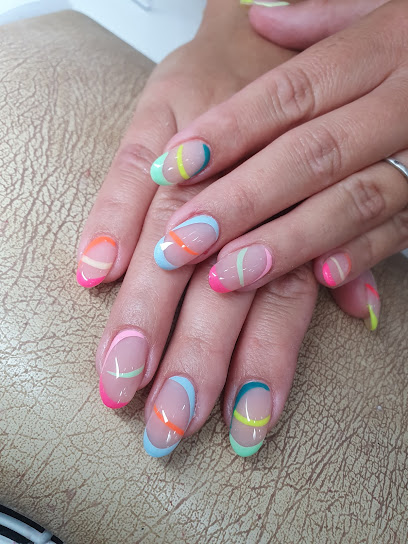 Studio & Nails | Salón de Uñas y Manicura en Gijón