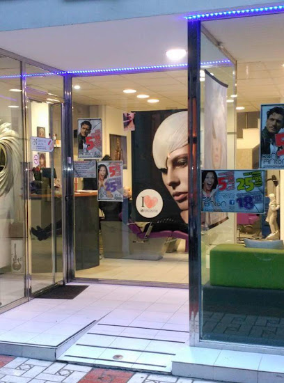 San Antón Peluquería Estética Bienestar | Peluqueria en Granada / Granada