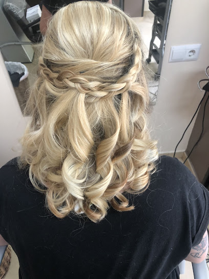 PELUQUERÍA VERÓNICA | Peluqueria en Cortes de la Frontera / Málaga