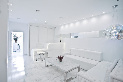 Clínica Estética Tomares | Peluquería en Tomares / 