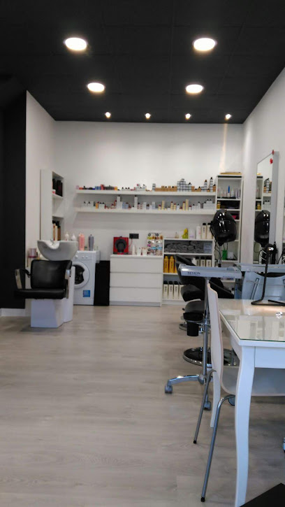 Peluquería wauw by Prada | Peluquería en Luanco / Asturias