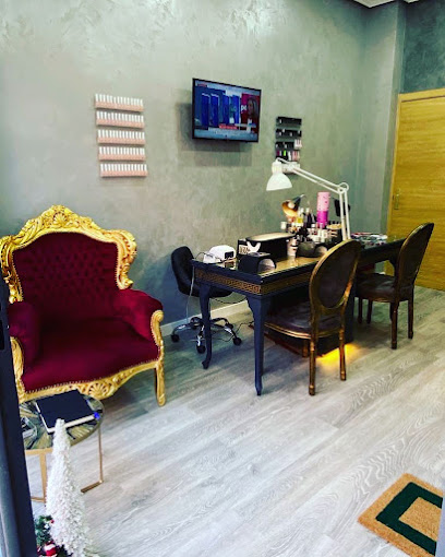 Iulia Nails Salón | Salón de Uñas y Manicura en Alcobendas
