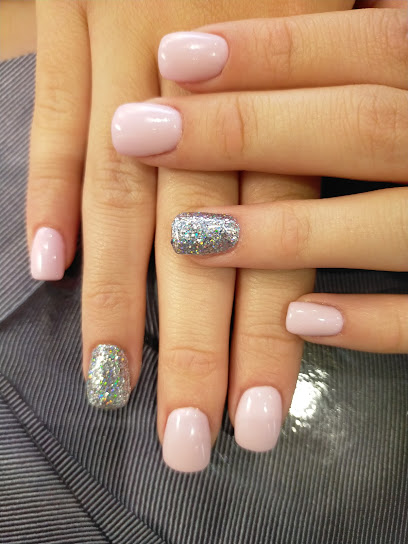 Mucho Mimo | Salón de Manicura y Uñas en Lugones / 