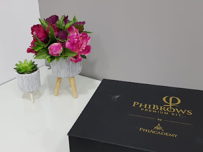 Frida Lashes & Brows | Peluquería en Málaga / 