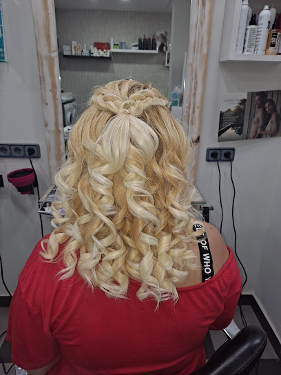 ELI Estilistas | Peluqueria en Velilla de San Antonio / Madrid