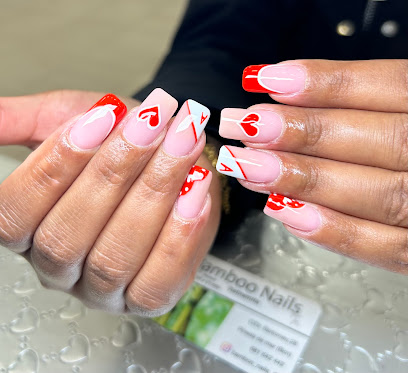 Bamboo Nails 28 | Salón de Manicura y Uñas en Pineda de Mar / 