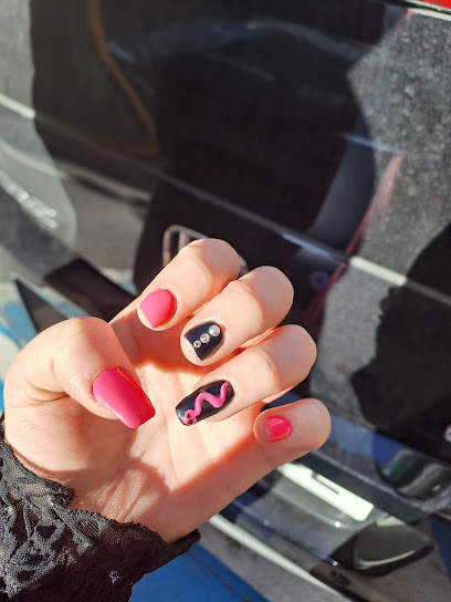 Nails Factory | Plaza Estación | Salón de Uñas y Manicura en Fuenlabrada