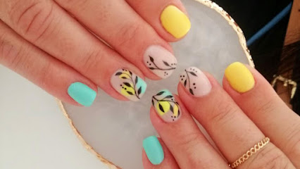 Uñas Sandra | Salón de Uñas y Manicura en Barcelona