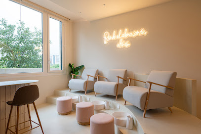 Le Maise | Salón de Manicura y Uñas en Madrid / 