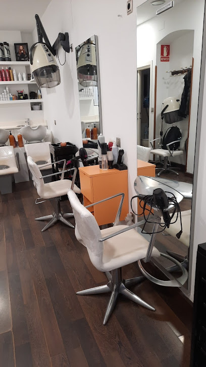 Peluquería Cristina Gómez | Peluqueria en Real Sitio de San Ildefonso / Segovia