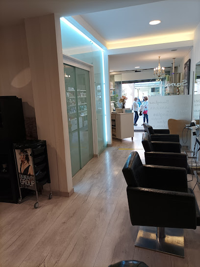 Peluquería Sanglas | Peluquería en Vic / Barcelona