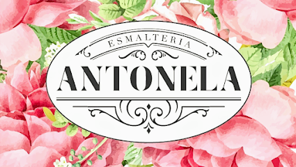 ANTONELA | Peluquería en Madrid / 