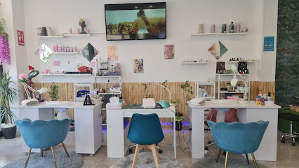 Ebano Nails Art | Salón de Uñas y Manicura en Valdemoro