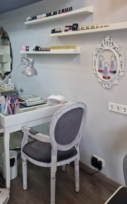 Liliana Art Nails | Salón de Uñas y Manicura en Logroño