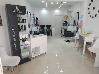 valquira peluqueria y estética | Peluquería en Los Palacios y Villafranca / Sevilla