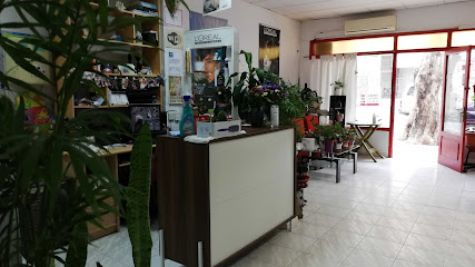 Peluquería Angela by Almudena. | Peluquería en Torremolinos / Málaga