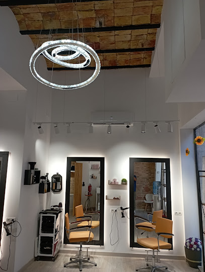 VEGA PERRUQUERS | Peluqueria en Molins de Rei / Barcelona