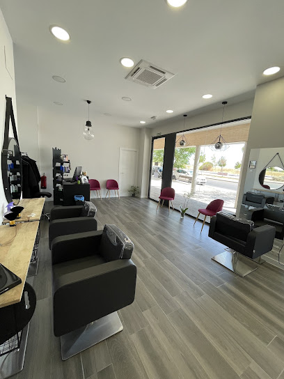 F C Estilistas | Peluquería en Alcorcón / Madrid