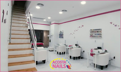 Acosta Nails | Salón de Manicura y Uñas en Las Rozas de Madrid / 