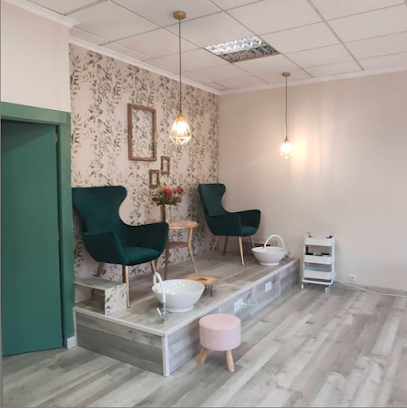 Ley Nails Boutique | Salón de Manicura y Uñas en Valencia / 
