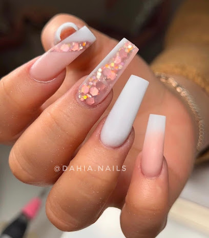 Dahia Nails | Salón de Manicura y Uñas en Barcelona / 