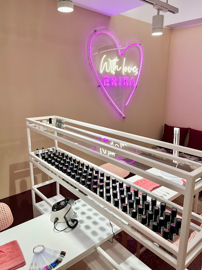 ERIKA Nails CORNER Sant Magi | Salón de Manicura y Uñas en Igualada / 