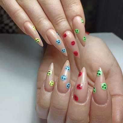 Helen Nails | Salón de Manicura y Uñas en Barcelona / 