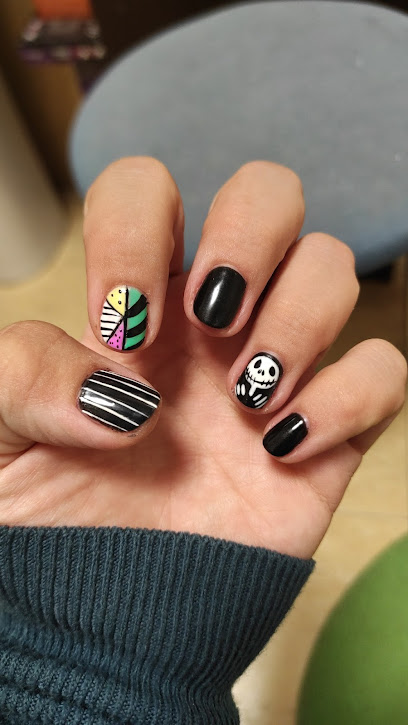 Menta Beauty Lab | Salón de Manicura y Uñas en Palencia / 