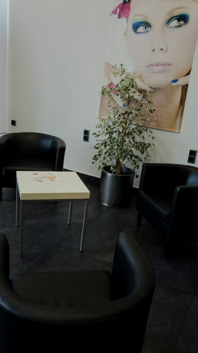 Peluquería True | Peluqueria en Murcia / Murcia