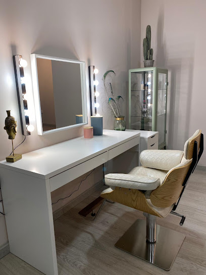 Kalon Estética y bienestar | Peluquería en Santa Cruz de Tenerife / 
