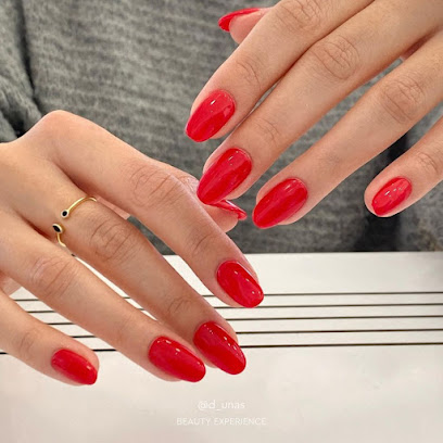D-Uñas Nails & Beauty | Plaza Mayor | Salón de Manicura y Uñas en Málaga / 