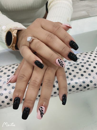 Lindashi Uñas | Salón de Uñas y Manicura en Torrejón de Ardoz